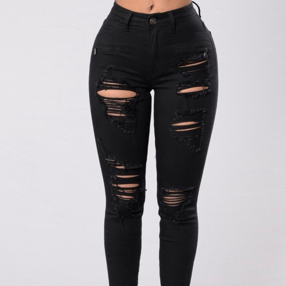 Ripped Skinny Jeans